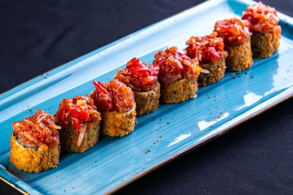 Ролл темпура севиче с тунцом