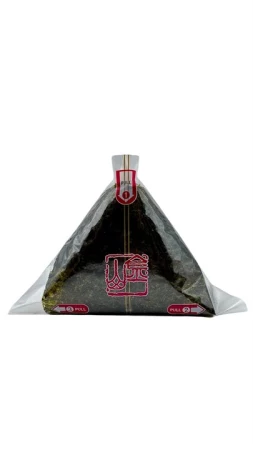 Онигири с лососем