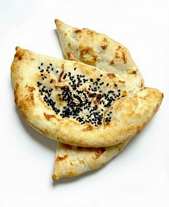 Лепёшка домашняя с кунжутом 