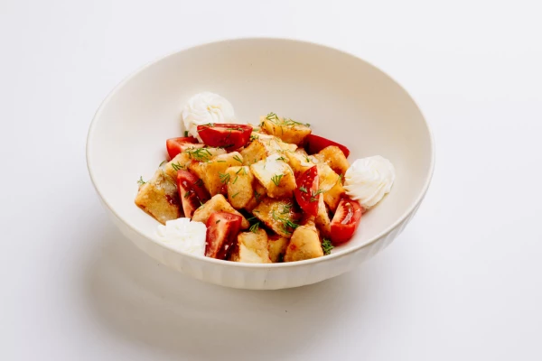 Салат с хрустящим баклажаном