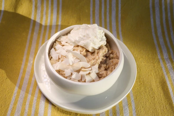 Каша овсяная с кокосовым муссом