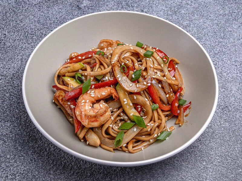 Удон с морепродуктами