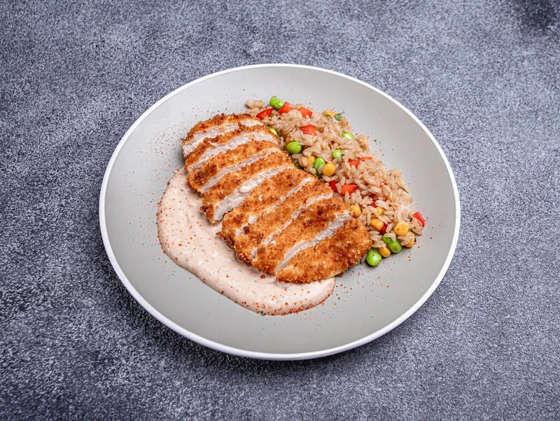 Хрустящая курочка рисом и овощами