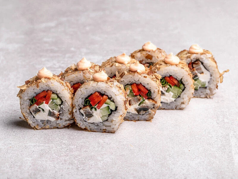 Ролл угорь-паприка-бонито (8 шт)