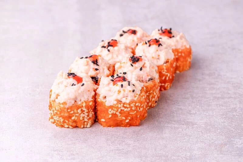 Ролл с острой креветкой и крабом (8 шт)