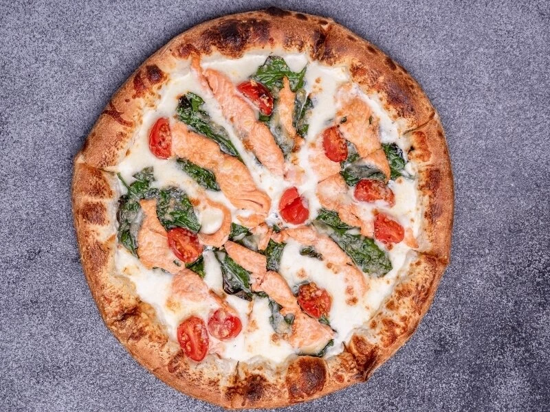 Сливочный лосось со шпинатом