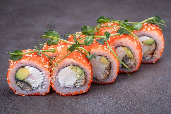 Ролл сливочный угорь с крабом (8 шт)