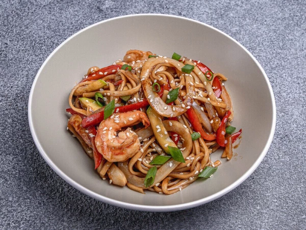 Удон с морепродуктами