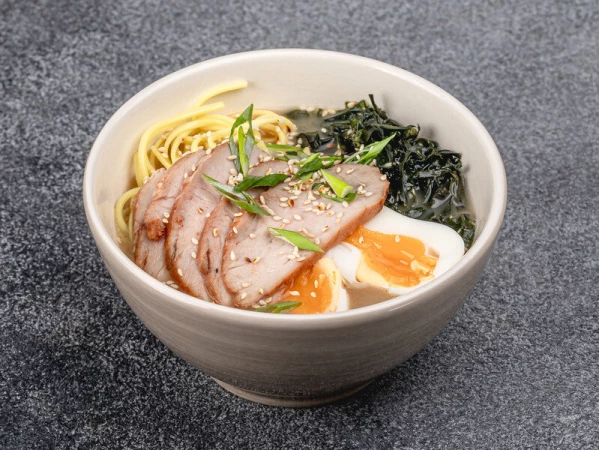 Рамэн со свининой Хойсин