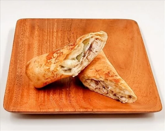 Тортилья из печи с курицей и грибами