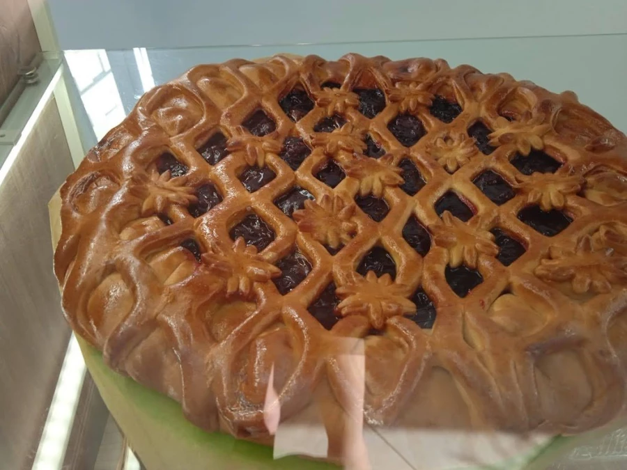 Пирог с клубникой