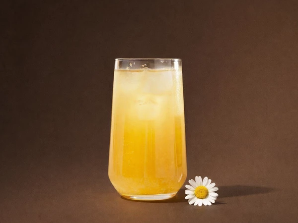 Холодный чай  манго-ромашка