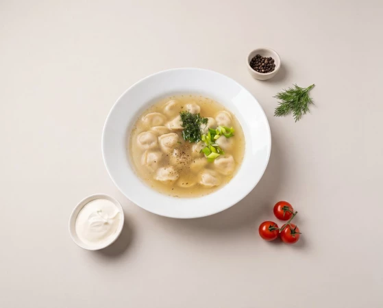 Пельмени свинина с бульоном