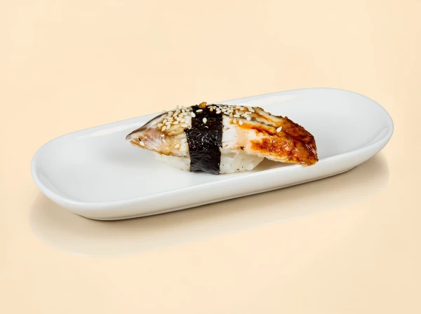 Суши с угрем