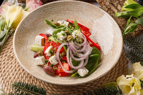 Салат греческий