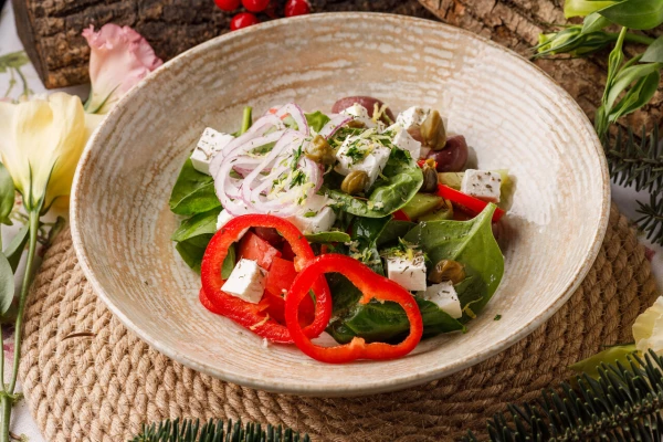 Салат греческий