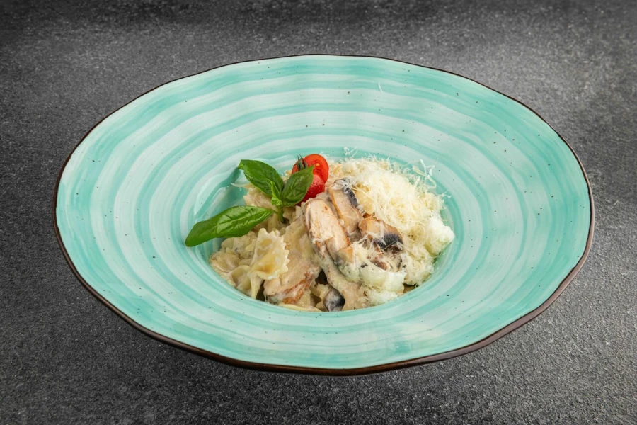 ФАРФАЛЕ С КУРИЦЕЙ И ГРИБАМИ 