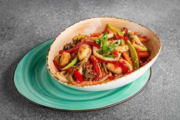 УДОН С МОРЕПРОДУКТАМИ*