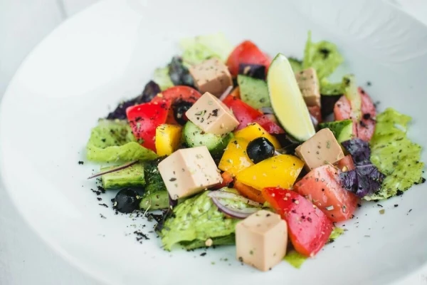 Салат "Греческий" с Тофу