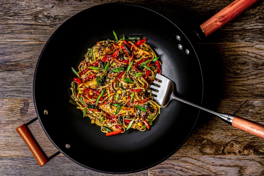 WOK с курицей