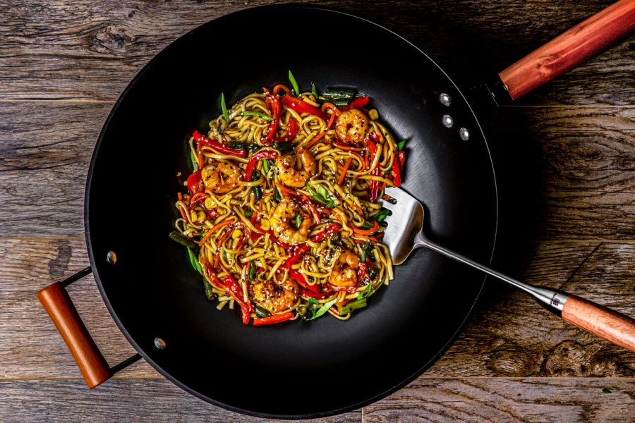 WOK с тигровыми креветками