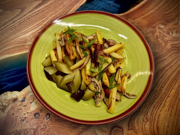 Картошка жареная с вешенками