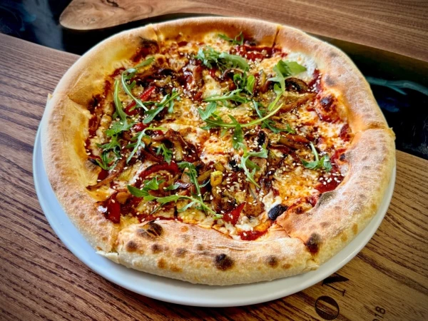 Пицца в азиастком стиле с курицей (Острая)