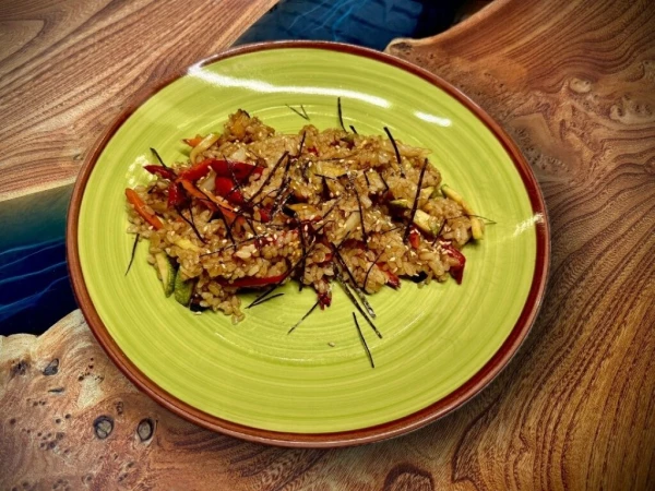 Рис с овощами по-тайски