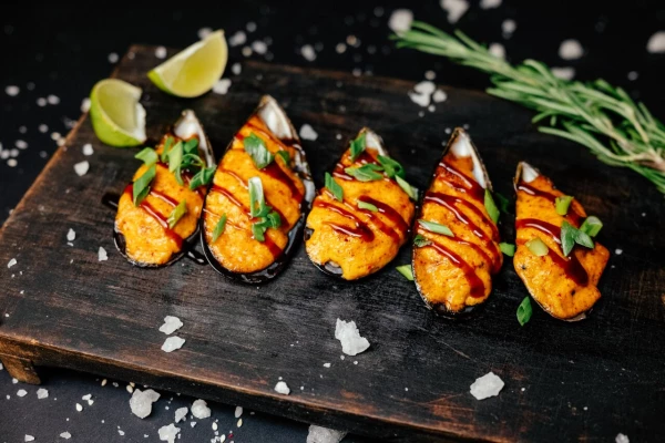 Мидии Киви Спайси