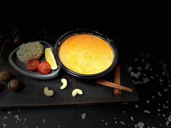 Том ям с морепродуктами