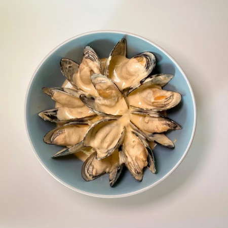 Мидии Том Ям