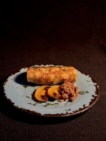 Блины с мясом и грибами