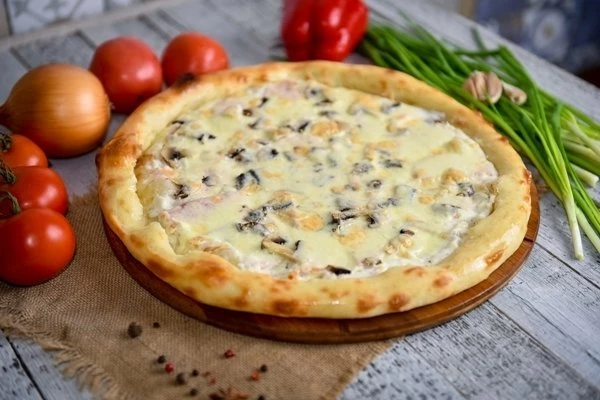 Пицца 33 см "Ветчина и грибы"