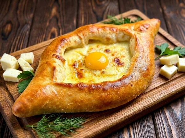 Хачапури по-аджарски классический