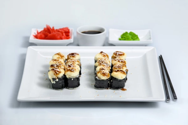 Запеченная Классика с жареным лососем