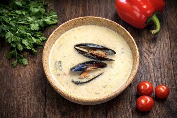 Сливочный суп с мидиями