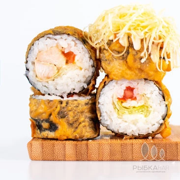 Ролл Цезарь с курицей Хот