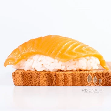 Суши лосось