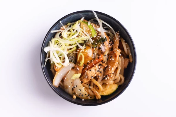 Крафт WOK с курицей и кисло-сладким соусом