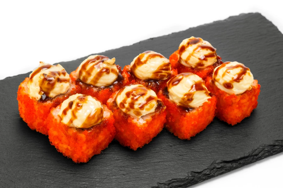 Запеченный ролл с крабом