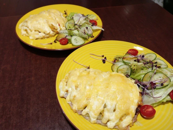 Курица по-французки с беконом