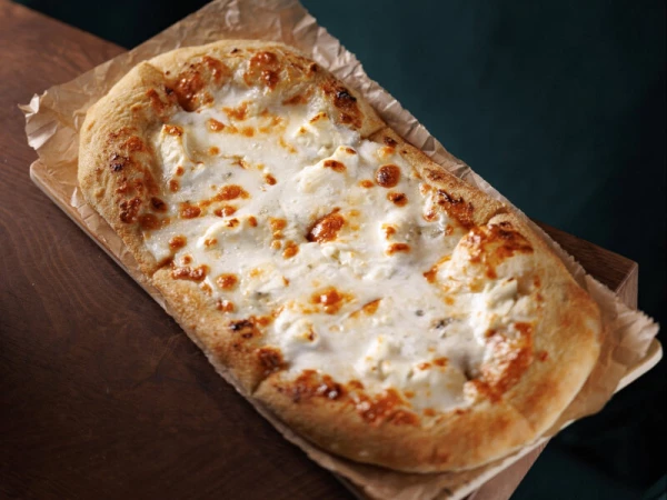 Римская Пицца Четыре сыра