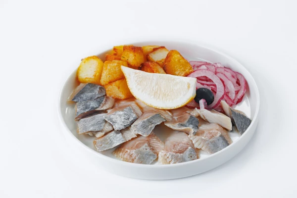 Сельдь с картофелем по-деревенски