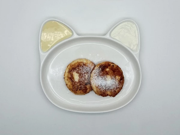 Сырники со сгущенкой и сметаной дет.
