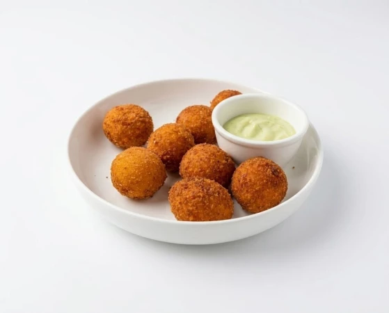 Сырные шарики с соусом тартар