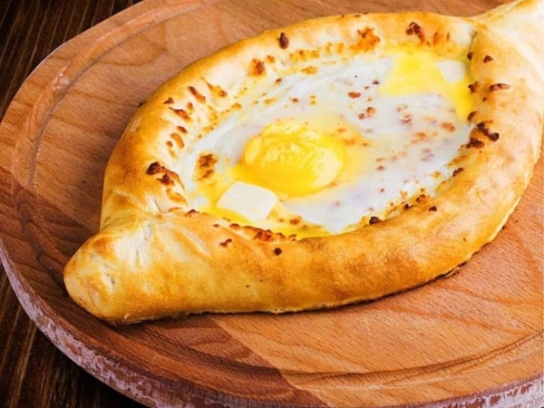 "Хачапури по-аджарски