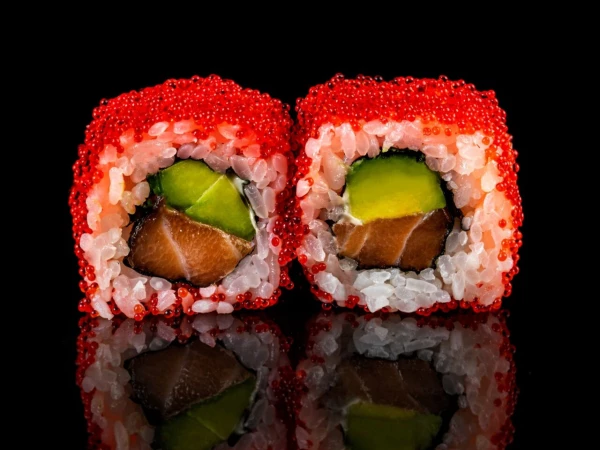 "Калифорния с красной рыбой 6 шт