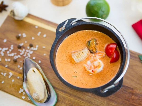 том ям с морепродуктами