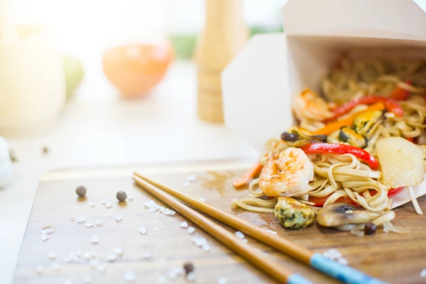 Wok с морепродуктами