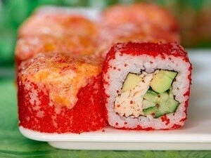 Калифорния с сырным соусом